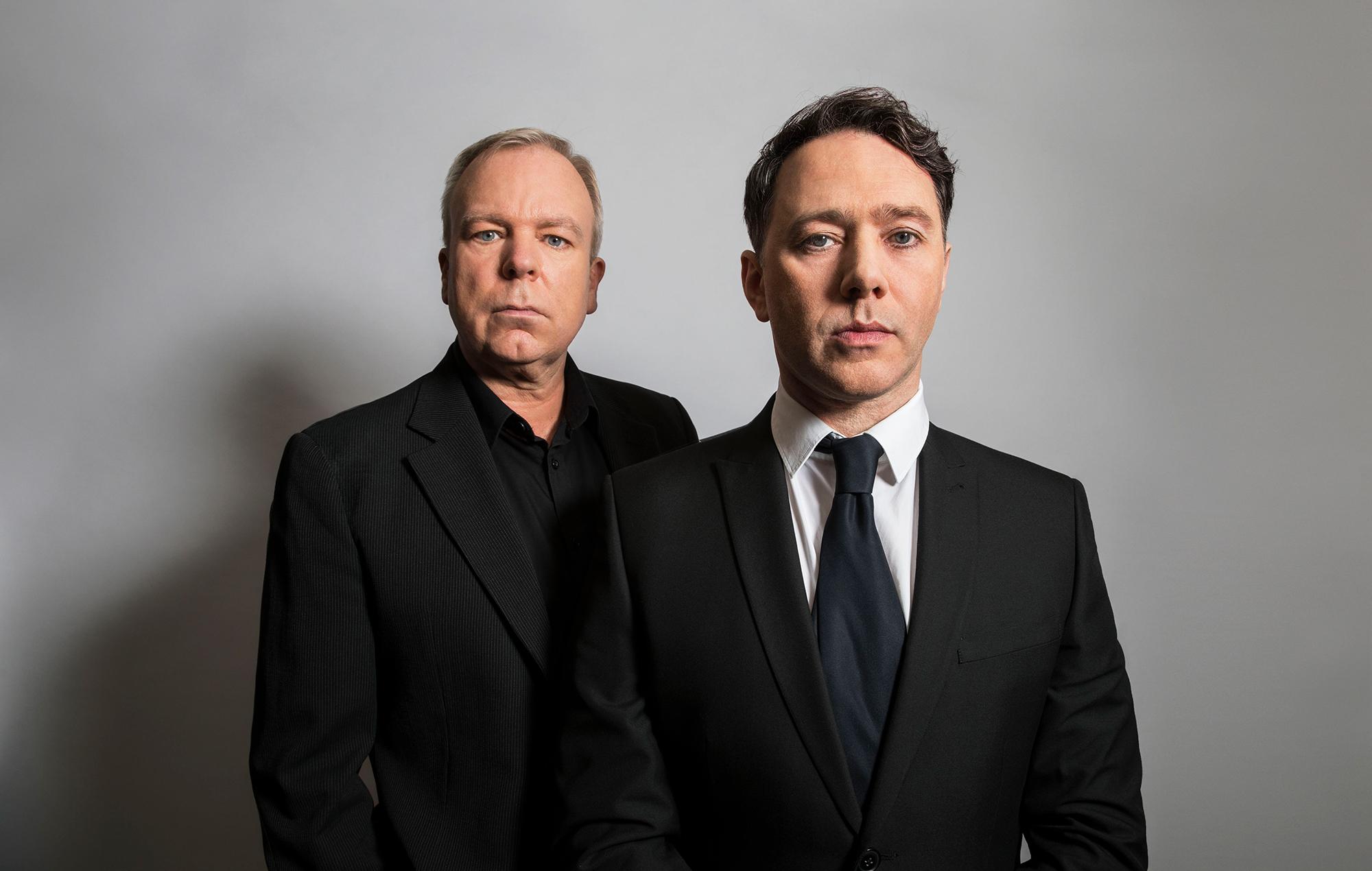 Steve Pemberton ja Reece Shearsmith deadpaneina vieretysten.