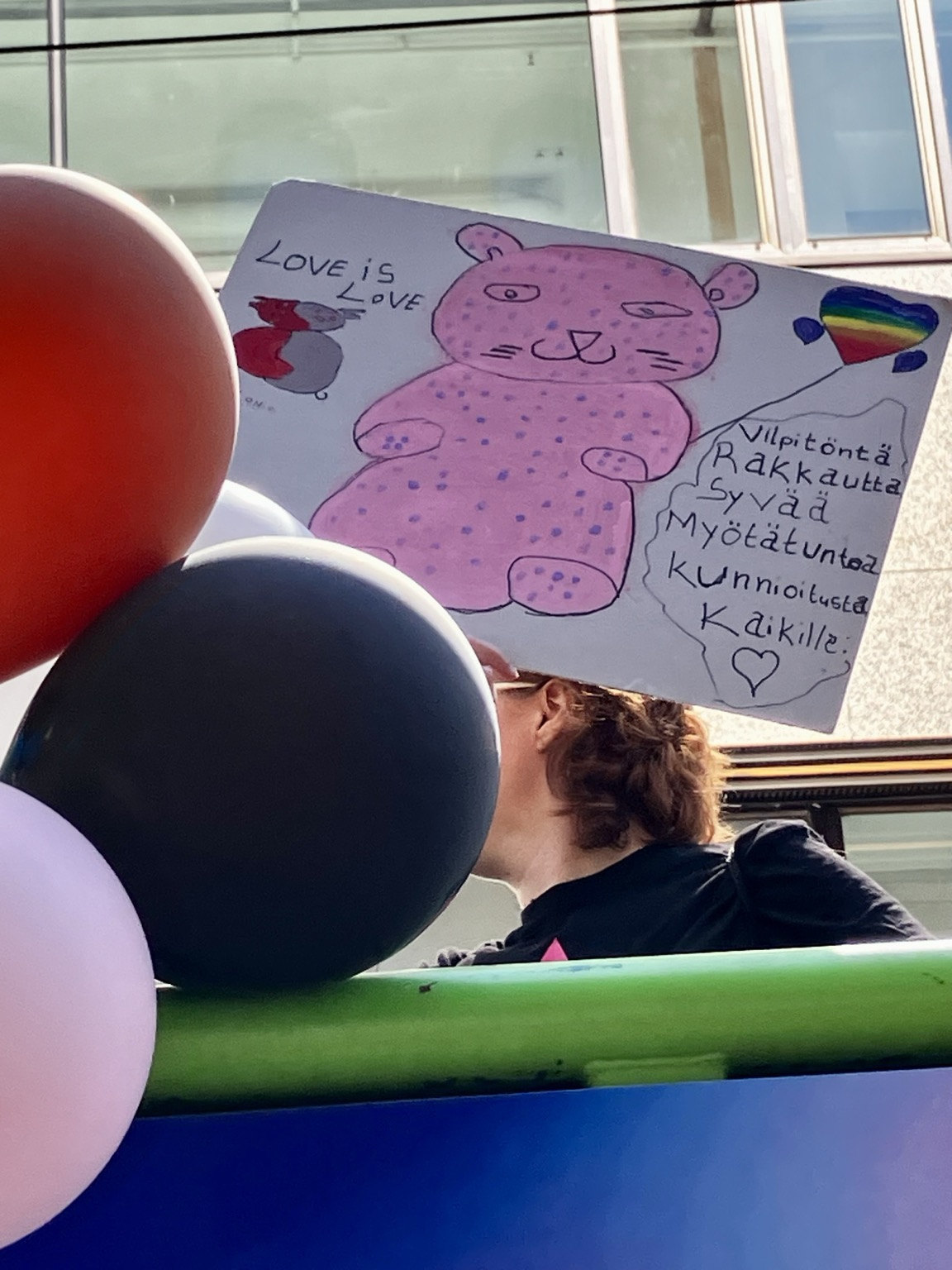 Love is love / Vilpitöntä rakkautta syvää myötätuntoa kunnioitusta kaikille <3