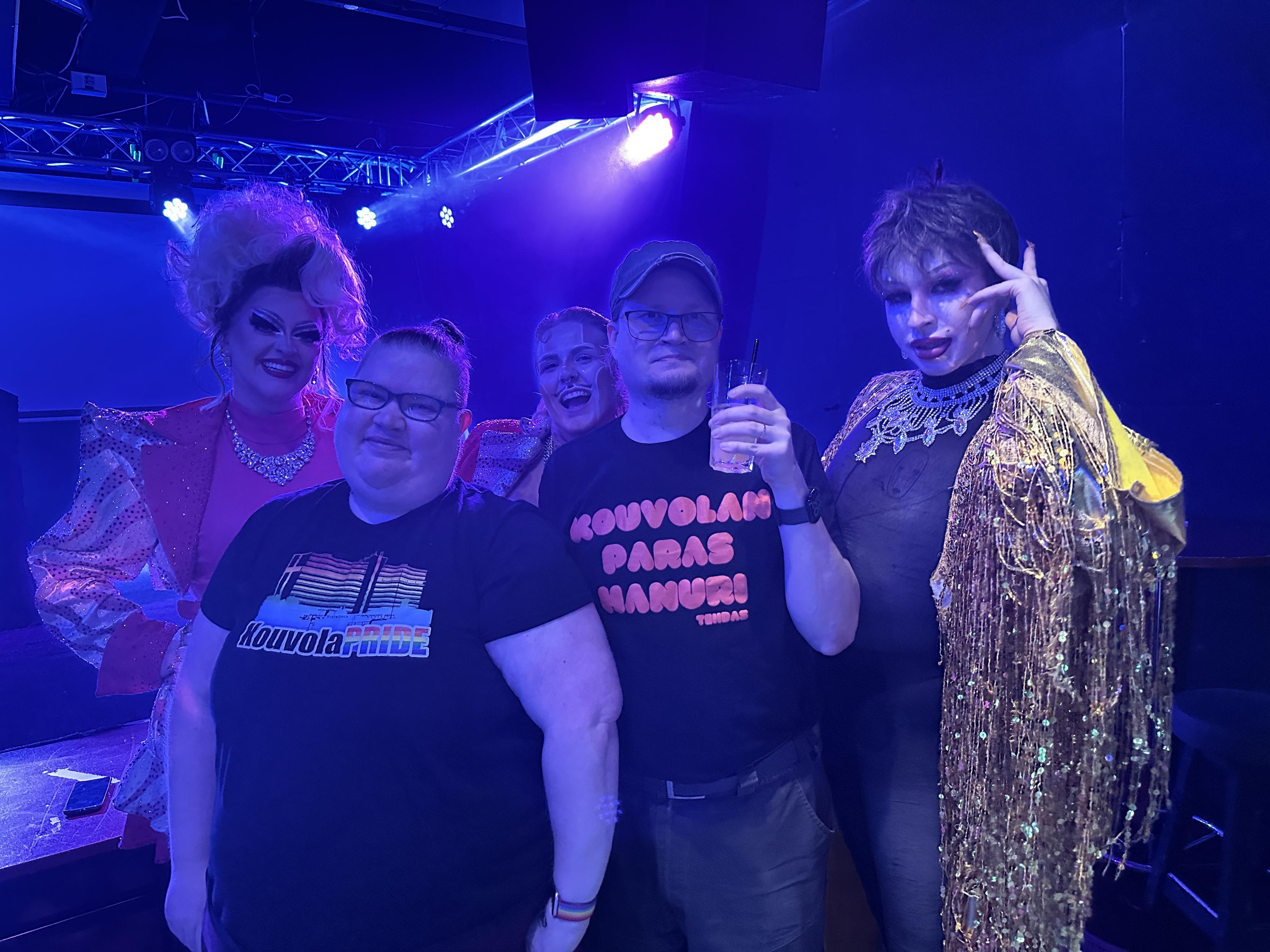 Kuvassa DeeDee Van De Sly, minä, Whipher Snipher, Ari ja Twiggy Mallet